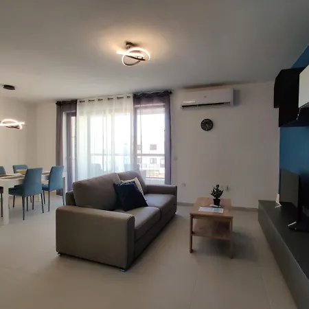 Deep Blue Apartament