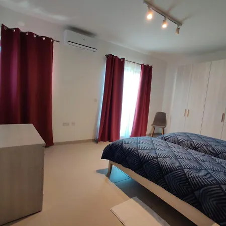 Apartment Deep Blue Marsaskala